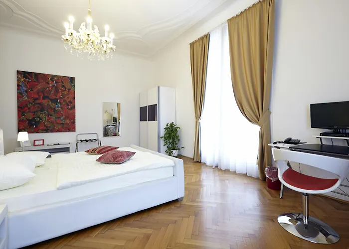 Hotel Museum 3*