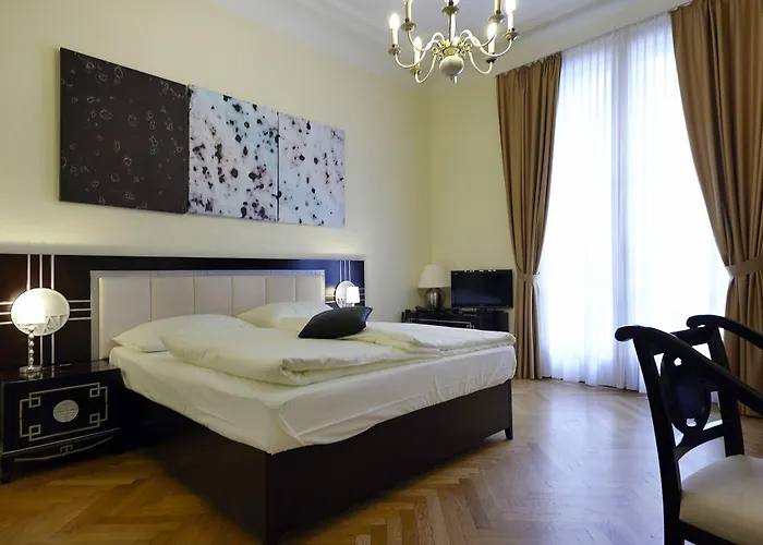 Museum Hotel 3*
